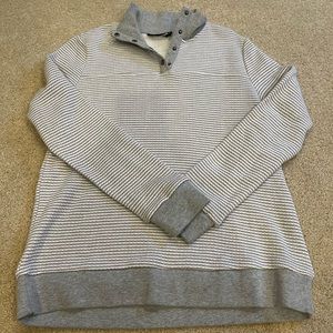 Women’s Doe & Rae long sleeve shirt